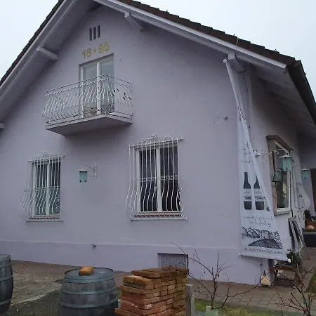 Carla 3* Ehrenhausen